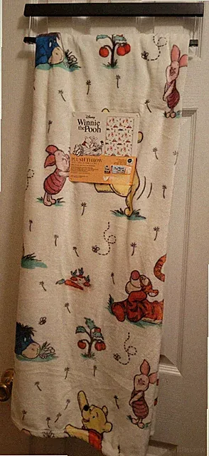Classic Winnie The Pooh Throw Blanket 50”x70”