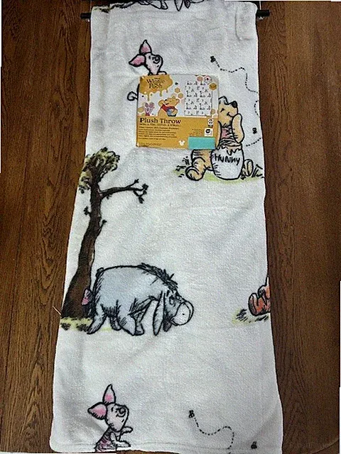 Disney Winnie The Pooh & Friends Plush Throw Blanket 50 x 70 NWT