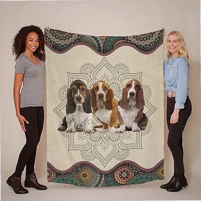 Funny Basset Hound Dog Mandala Floral Art Blanket Christmas Gift For Dogs Lover