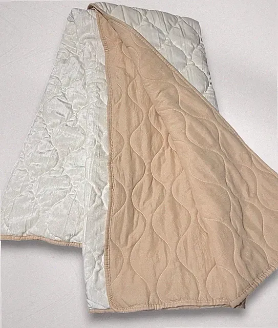 Luxury Velvet Quilted Throw Blanket Ivory Beige/Blush 50x60 Reversible Very Soft
