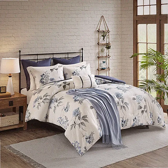 Madison Park Zennia 7 PC Printed Seersucker Comforter Set with Throw Blanket