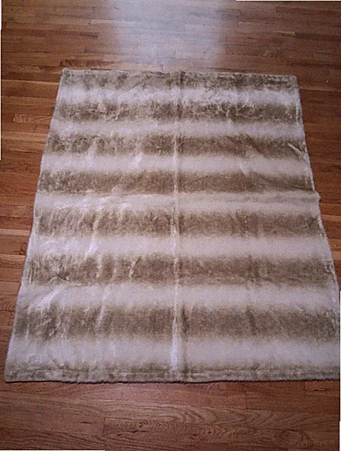 Woolrich Home Faux Fur & Faux Suede Back Throw Blanket Light Brown Tan 60” X 49”