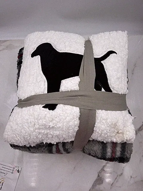 Woolrich Sherpa Throw Blanket and Pillow Set 50x60 Gray Red Plaid Dog Applique
